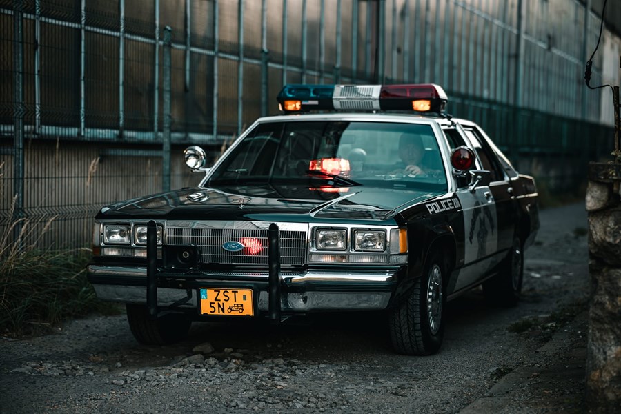 Zabytkowy kombajn Bizon na Retro Motor Show