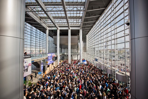 wejście na Poznań Motor Show