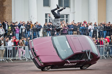 pokazy driftu na poznan motor show